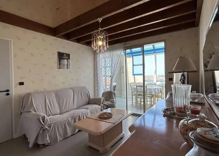 Hb010-030 3 Pieces 4 Couchages