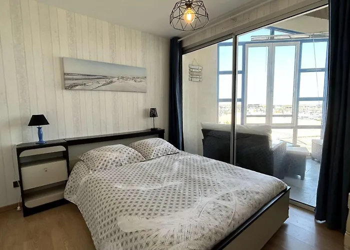 Hb010-030 3 Pieces 4 Couchages * L'Herbaudiere